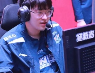 英雄联盟scout为什么叫盗圣 英雄联盟scout叫盗圣原因 - 鲸鱼下载站