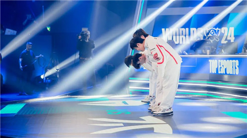 TES战胜DK晋级总决赛八强