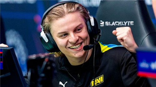 IEM2024里约NAVI成功夺冠