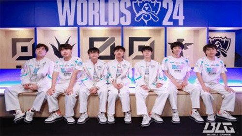 LOL转会期将至knight清空与BLG相关的微博